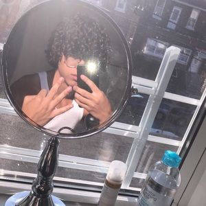 Meet your Posher, Joel